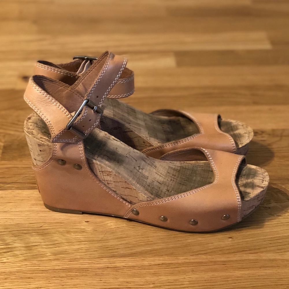 Lucky Brand Wedge Cork Heel in Blush/Nude - 7